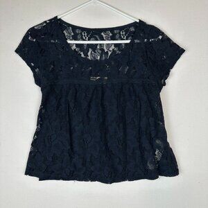 Hollister Short Sleeve Lace Top in Navy Blue